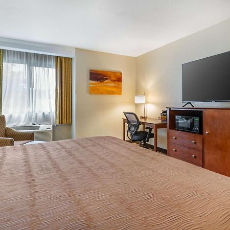 Best Western John Muir Inn Мартинес Екстериор снимка