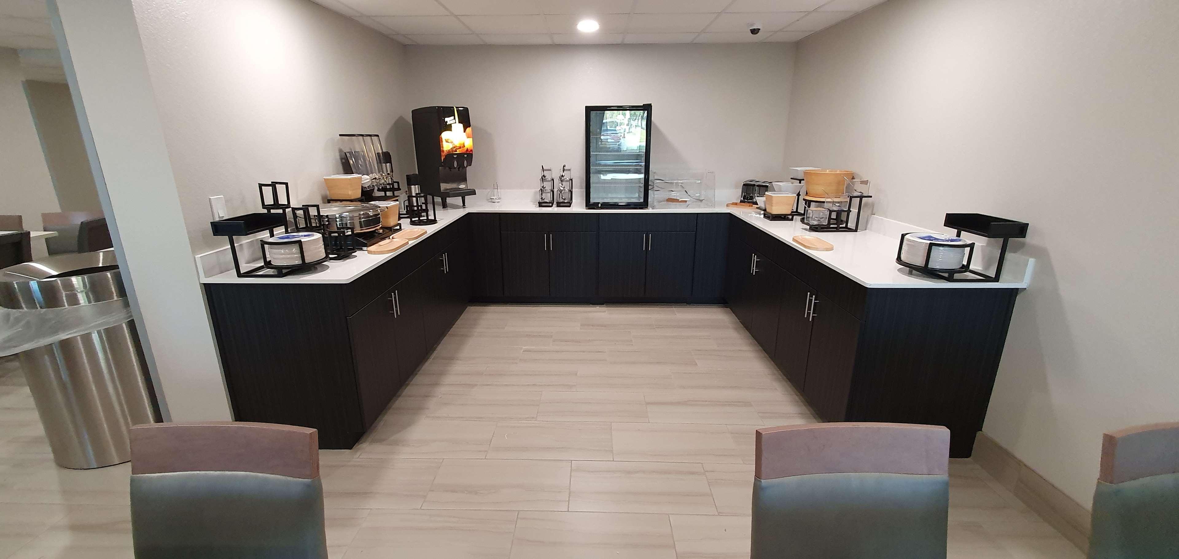 Best Western John Muir Inn Мартинес Екстериор снимка