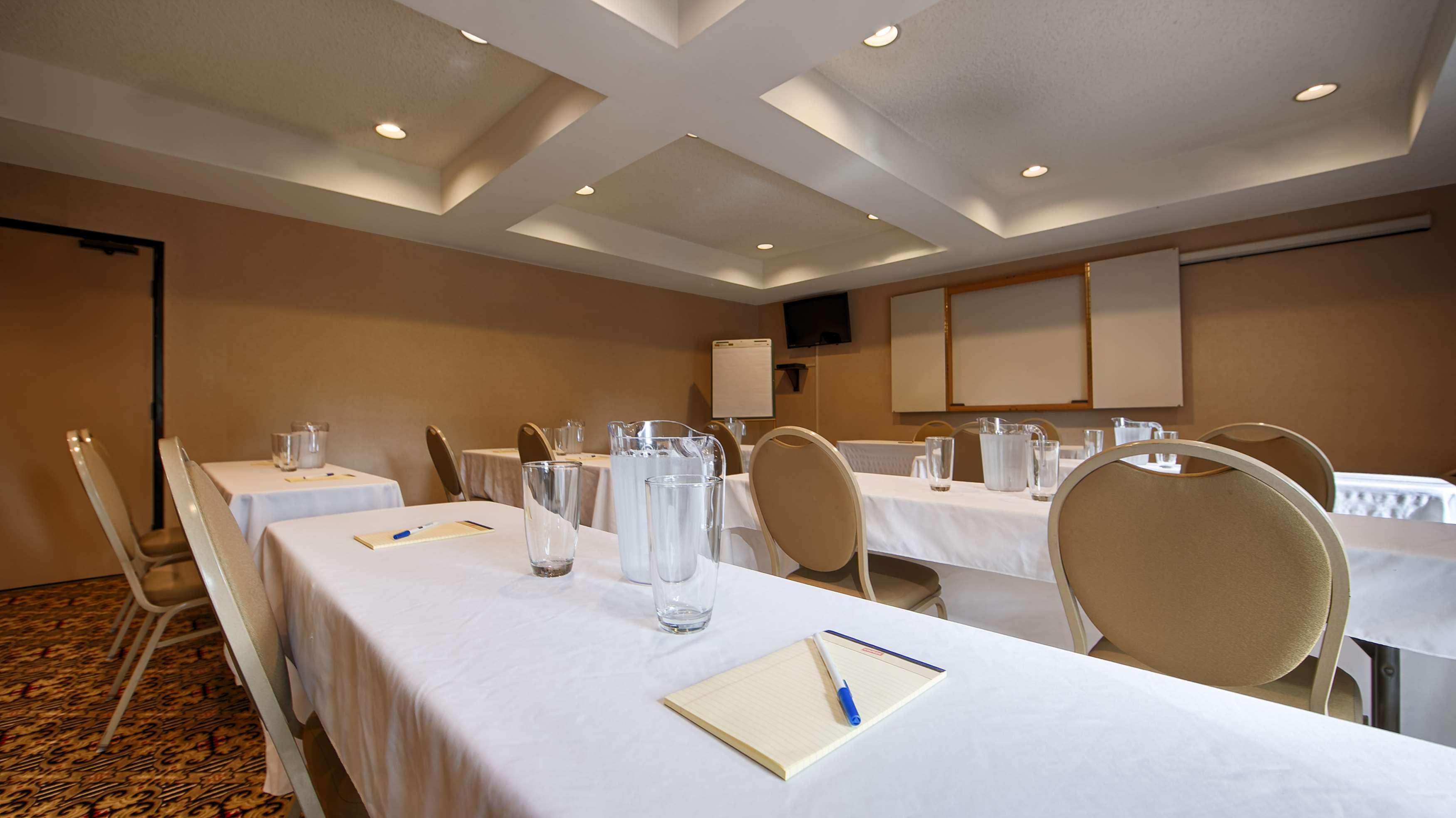 Best Western John Muir Inn Мартинес Екстериор снимка