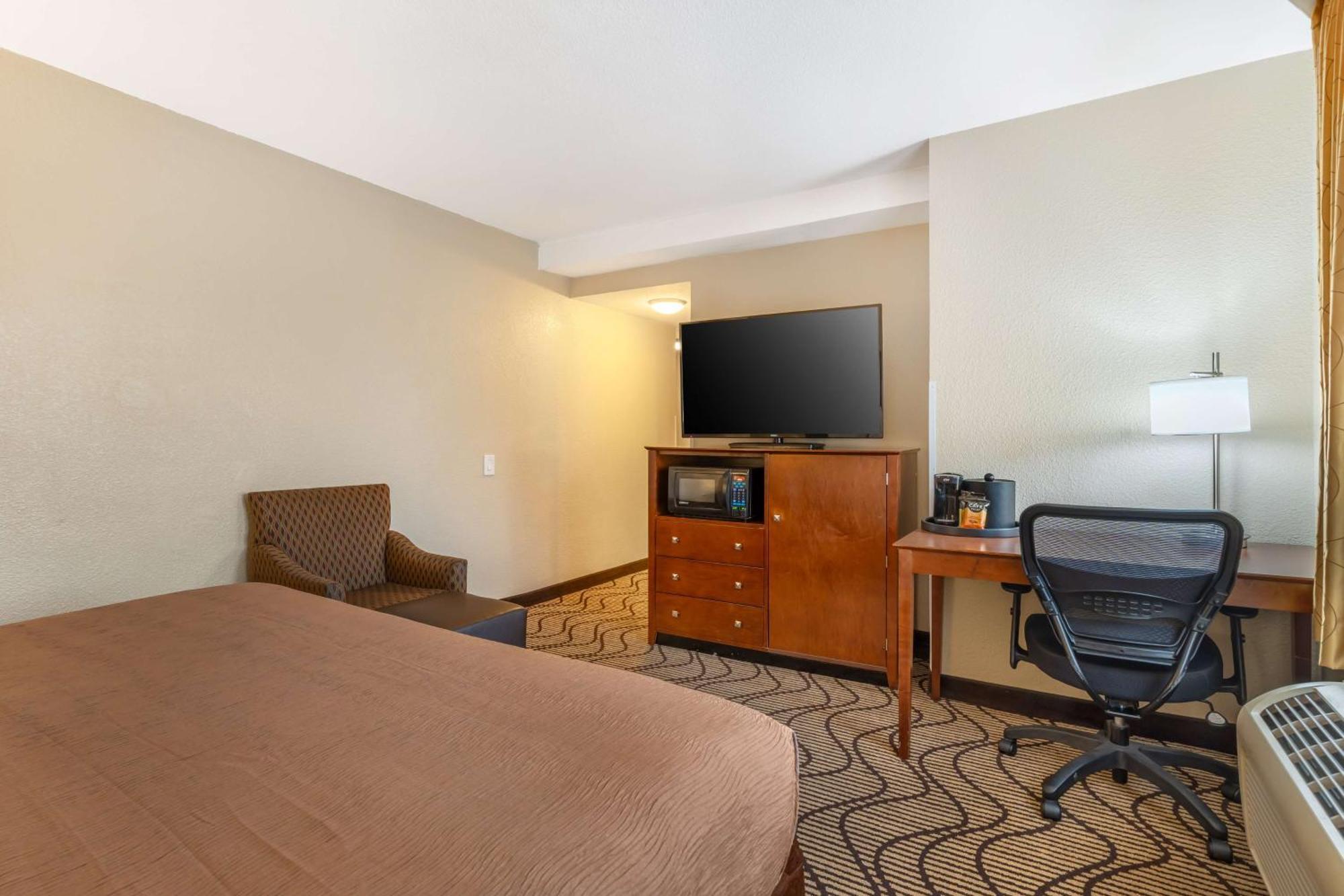 Best Western John Muir Inn Мартинес Екстериор снимка