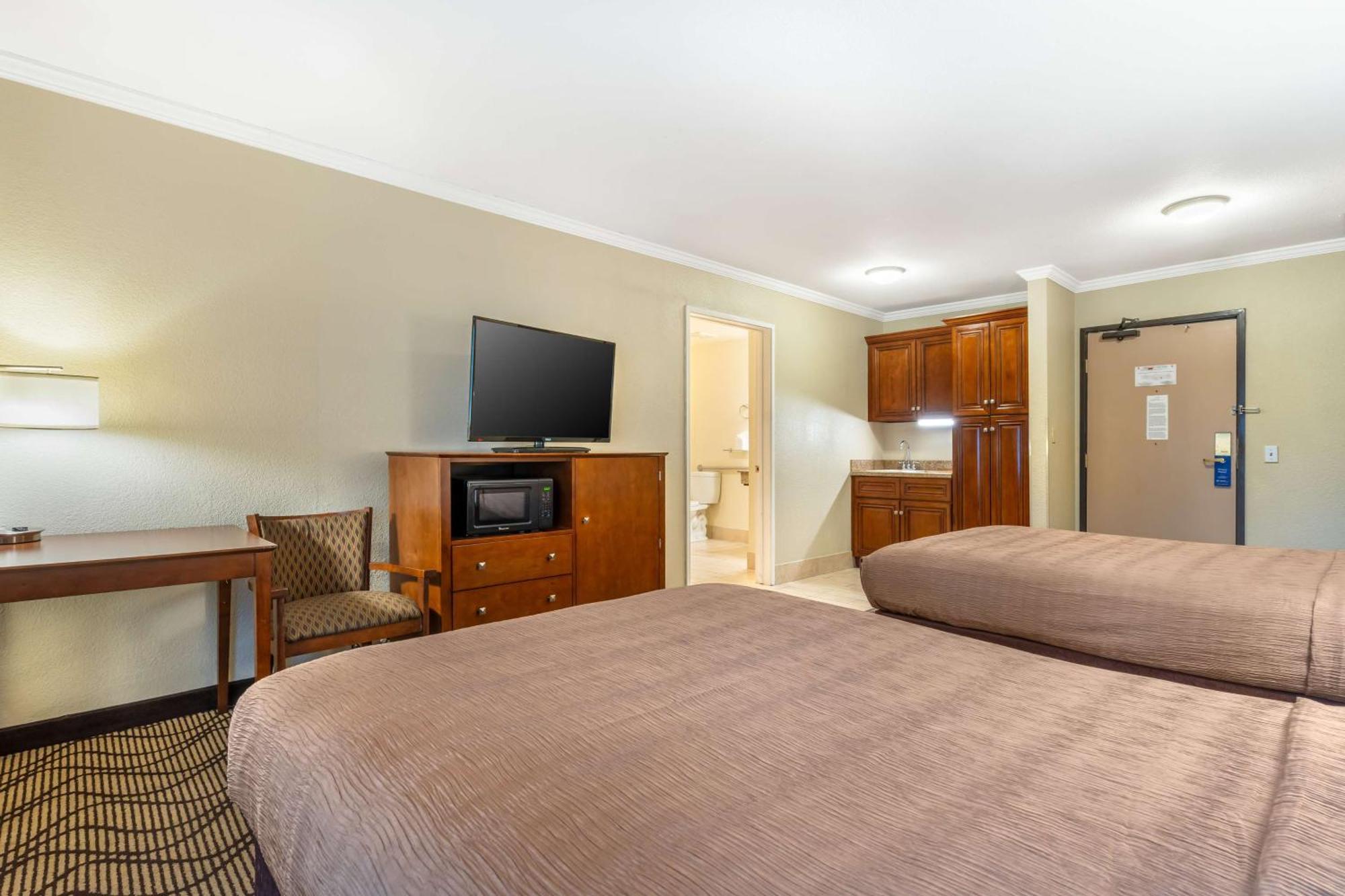 Best Western John Muir Inn Мартинес Екстериор снимка